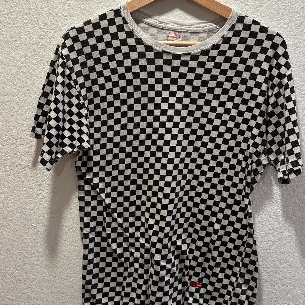 SUPREME checker board t